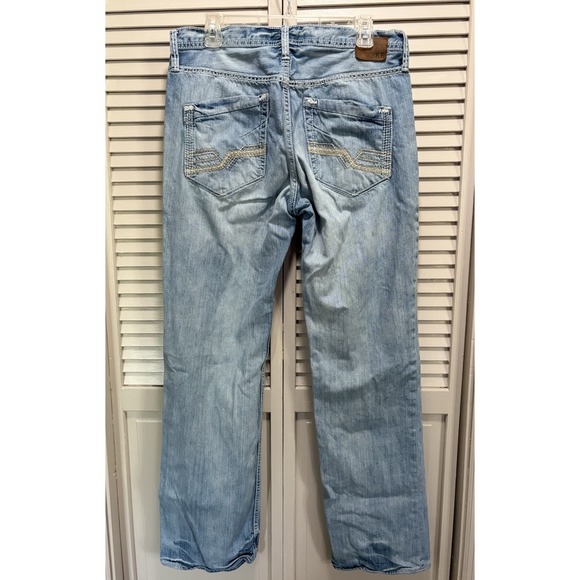 BKE Buckle Derek Denim Jeans Straight Leg Light Wash Size 33L Logo‎ Low Rise - Picture 4 of 7